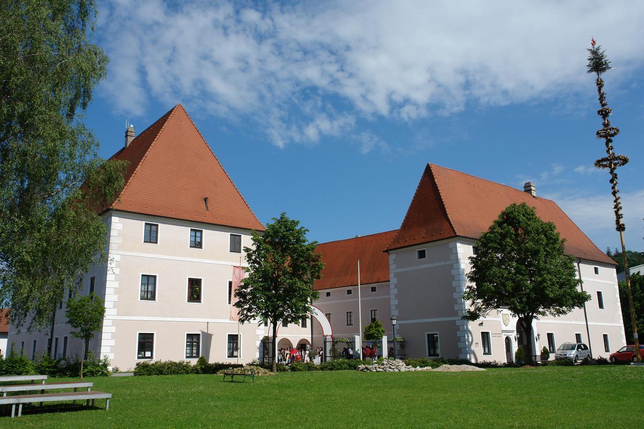 Schloss Hotel Zeillern Bagian luar foto